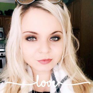 Meet your Posher, Christine